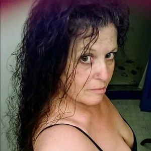 Meet your Posher, Nomie